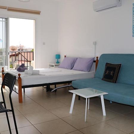 Apartment In Kato Pafos & 10 Min To Venus Beach Luaran gambar