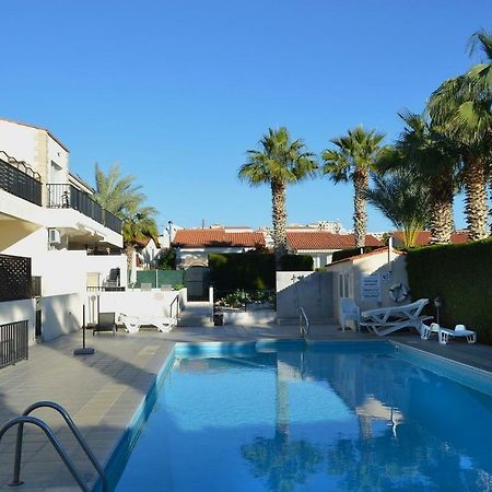 Apartment In Kato Pafos & 10 Min To Venus Beach Luaran gambar